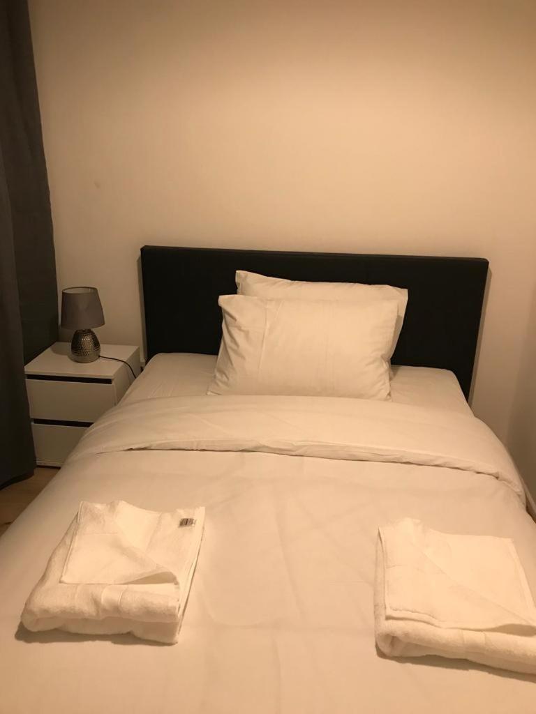 Lovely 2 Bedroom Close To Plaistow Station